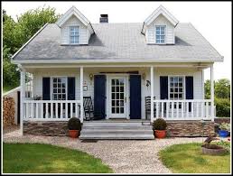 Haus Mit Veranda Bauen Veranda Hause Dekoration Bilder Zvojdjedyj American Houses House Exterior Craftsman House