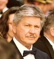 Charles Bronson Images?q=tbn:ANd9GcSoT5ChzxwFh0WpDCHWd8k7e9IZIRC5YLl6W9omhInUCQuceLrpgw