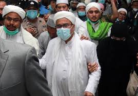Habib rizieq marah karena habib bahar dipenjara mp3 & mp4. Aziz Yanuar Bocorkan Kondisi Habib Rizieq Terkini Di Penjara Sesak Nafas Seputar Tangsel