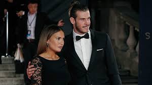 He started his football career at southampton before moving to tottenham. Who Is Emma Rhys Jones Everything You Need To Know About Gareth Bale S Soon To Be Wife Goal Com