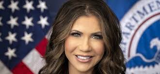 Juramentan a Silvia Valdés como la presidenta de la CSJ