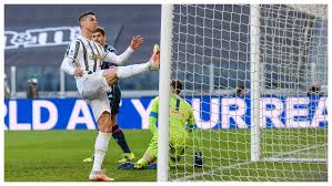 Ask all kinds of questions here for the experts to answer. Juventus 2 1 Napoli Serie A Juventus Secure Vital Win Over Napoli In Race For Champions League Qualification Serie A
