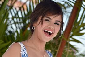 Enter the password that accompanies your username. Selena Gomez Reportedly Broke An Instagram Record Previously Held By Beyonce Teen Vogue