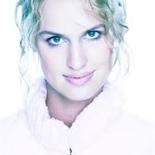 Cara Klintworth-Watt (miscaracamille)