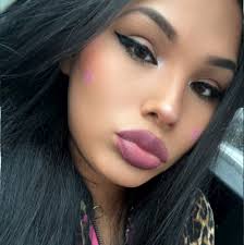 Lauriita Martinez added a new photo.