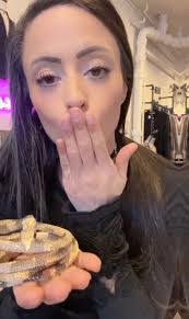 Trina Dutton's Instagram, Twitter & Facebook