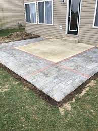30 Nice Ideas How To Makeover Concrete Patio For Small Backyards Simphome Concrete Patio Concrete Patio Designs Diy Concrete Patio