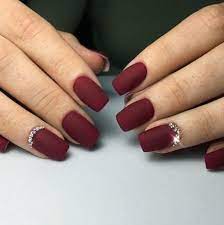 We've rounded up 25 simple nail designs that you could even recreate at home. Neue Nagel Matte Maroon Art Designs 22 Ideen Designs Ideen Maroon Matte Nagel Maroon Nail Designs Matte Nails Design Maroon Nails