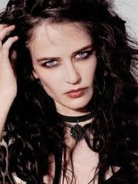 Actresses who could play Bellatrix Lestrange: : r/HarryPotteronHBO