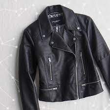 Stitch Fix On Instagram What S 2019 Got In Store For Your Style See What Your Star Sign Says At The Link In Bio Stitch Fix Outfits Fashion Stitch Fix