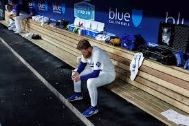 Will Klein on injured list with right elbow discomfort