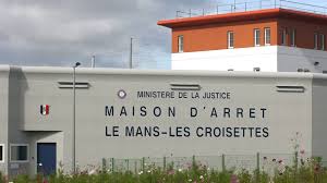 Un Chouchou A La Prison De Coulaines