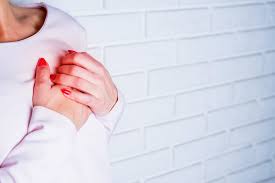 Can you have a pinched nerve in your shoulder. I Thought I Had A Pinched Nerve But I Was Really Having A Heart Attack Healthywomen