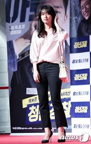 Midnight runner (2020) see more ». Kim Sae Ron Kim Ji Won At Midnight Runners Vip Premiere Kim Ji Won Midnight Runners Kim