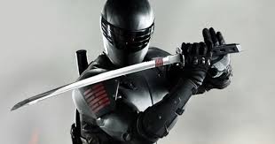 Компания paramount pictures начала активную рекламную кампанию грядущего блокбастера g.i. Snejk Ajz Spin Offu Broska Kobry Podobrali Glavnogo Aktyora Novosti Na Film Pro