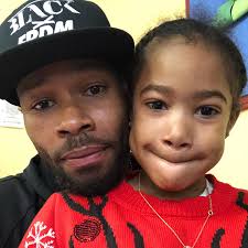 Lola Riley's Instagram, Twitter & Facebook