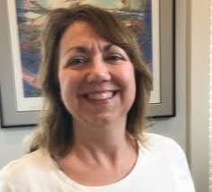 Heidi Dale's Instagram, Twitter & Facebook