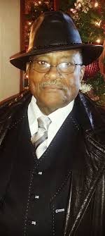 Anyone remember my dad Derrick Bartholomew who worked all his life for  Everard firstly in the yard then later in the office.His dad William also  worked for them captaining tug boats. |