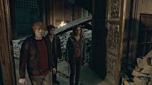 Aug 28, 2020 · hermione and ron reconcile, and the trio decide to visit xenophilius lovegood to learn more about a symbol in the book dumbledore left hermione.harry potter and the deathly hallows part 1 lovegood explains to them that the symbol represents the deathly hallows, three magical objects that can make a wizard master of death. Red Striped Shirt Worn By Ron Weasley Rupert Grint As Seen In Harry Potter And The Deathly Hallows Part 2 Spotern