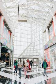 Трц blockbuster mall уже открыт?! Blockbuster Mall Kiew Aktuelle 2021 Lohnt Es Sich Mit Fotos