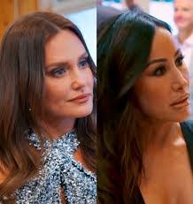 Angie Meredith's Instagram, Twitter & Facebook