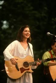 Nanci caroline griffith is an american singer, guitarist, and songwriter, reared in austin, texas, who currently lives in nashville, tennessee. Nanci Griffith