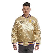 Finde eine neue los angeles lakers jacke bei fanatics. Mitchell Ness Los Angeles Lakers Jacket Beige Championship Satin Jacket Bludshop Com