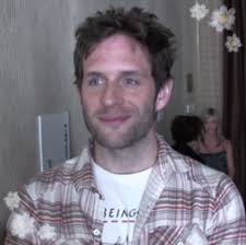 Sunny in Philadelphia Mac and Dennis Pick Teams for Basketball