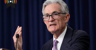 Moneybeat: Hitting the gas, riding the brakes