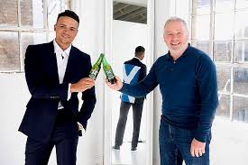 Ally mccoist was born on september 24, 1962 in bellshill, scotland as alistair murdoch mccoist. Former England Midfielder Jermaine Jenas Stitched Up By Scotland Legend Ally Mccoist Aktuelle Boulevard Nachrichten Und Fotogalerien Zu Stars Sternchen