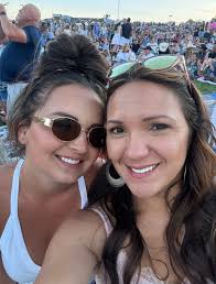 Some pics during our Thanksgiving getaway Captured by our sister-in-law —  @schadphotography 🤍 Thank you, Cassandra! You made it easy 💞