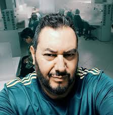 Il giovane, dinanzi al Gip e alla presenza del suo avvocato Francesco  Fasano, ha ricostruito gli attimi fatali che hanno preceduto l'omicidio,  con “lucidità e freddezza” si legge nell'ordinanza