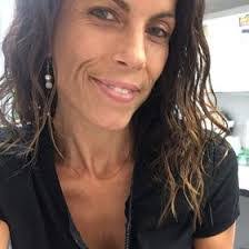 Lisa Luster's Instagram, Twitter & Facebook