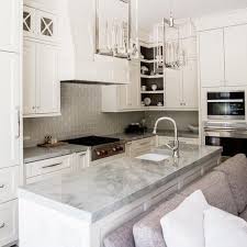 Super White Quartzite Everything You Need To Know White Quartzite Countertops Super White Quartzite Stylish Kitchen