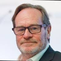 Chris Brett's Instagram, Twitter & Facebook