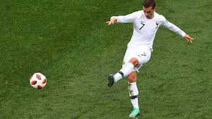Antoine griezmann gives back to children from his hometown club u.f mâconnais. Fifa World Cup 2018 Why Antoine Griezmann Didn T Celebrate Goal Against Uruguay Football News Hindustan Times