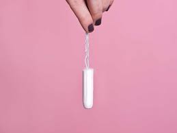 How many pads should you go through a day? Can You Pee With A Tampon In