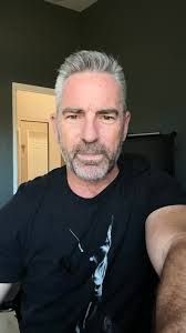 When you get thanks for every treat you get lol #bruceofrubydoobydo  #brucethedoberman #doberman #dobermann #rubydooby_do #dogsofinstagram  #showdogs