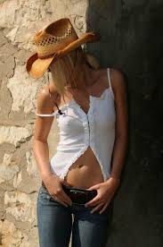 There are already 38,888 enthralling, inspiring and awesome images tagged with brunette. Pin On Cowgirls