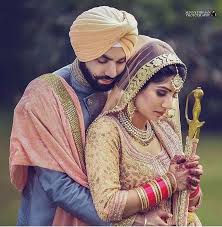 Pin By Arshdeep On The Wedding Dairy Wedding Couple Poses