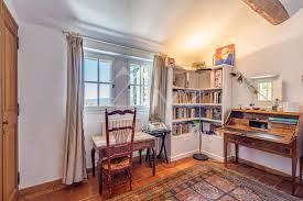 Epingle Sur House