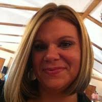 Jodi Magee's Instagram, Twitter & Facebook