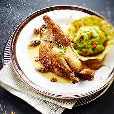 Pigeonneau Roti A La Creme De Morilles Puree De Chou Vert Recettes Recette Pigeon Recette Recettes De Cuisine Recette De Plat