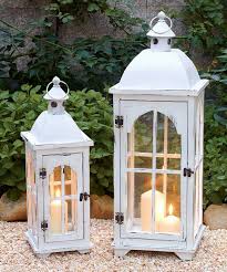 Pin By Carlene On Decor In 2020 Lanterns Decor Lantern Set White Lanterns