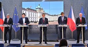 2021 evidoval úřad práce čr celkem 308 859 uchazečů o zaměstnání. Vlada Prijala Dalsi Mimoradna Opatreni K Prevenci Sireni Koronaviru Do Karanteny Musi Vsichni Prijizdejici Z Rizikovych Zemi Vlada Cr