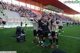 Fumano in treno e aggrediscono agenti: Perugia Ternana 2 3 De Canio Batte Breda Umbriaon