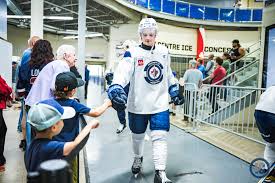 Jack & jill couple swap after drying off, she dragged me