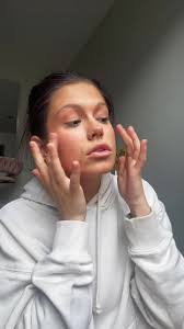 Autumn Bivins's Instagram, Twitter & Facebook