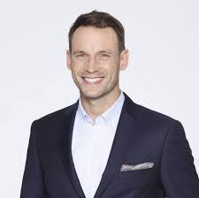 Aby zaznaczyć wybrany wynik, naciśnij klawisz enter. Tomek Wolny Tej Facebook