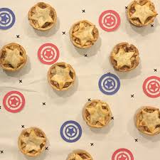 I love these mini pies because i can serve several different types together and everyone can select their favorite. Captain America Apple Pie Popcorner Reviews